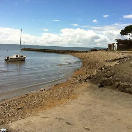 Le Petit Port Du Loiron 17 Charente Maritime *