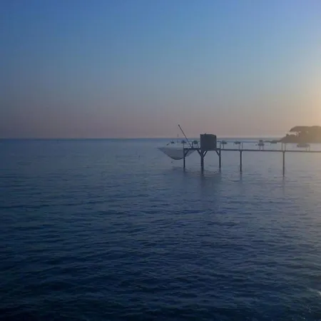 Le Petit Port Du Loiron 17 Charente Maritime *