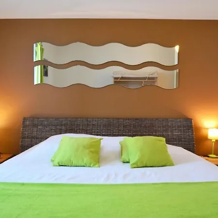 Villa Le Petit Port Du Loiron 17 Charente Maritime