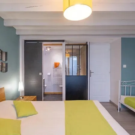 Le Petit Port Du Loiron 17 Charente Maritime * Angoulins-sur-Mer