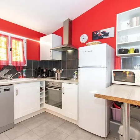 Le Petit Port Du Loiron 17 Charente Maritime