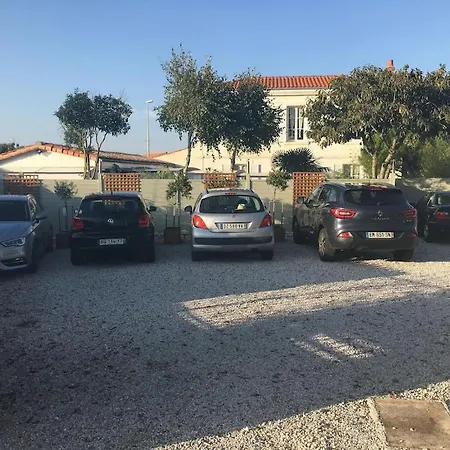 Villa Le Petit Port Du Loiron 17 Charente Maritime