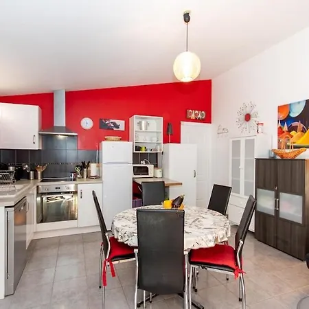 Le Petit Port Du Loiron 17 Charente Maritime