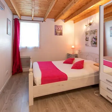 Villa Le Petit Port Du Loiron 17 Charente Maritime Angoulins-sur-Mer