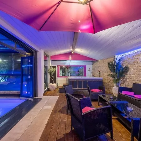 Le Petit Port Du Loiron 17 Charente Maritime * Angoulins-sur-Mer