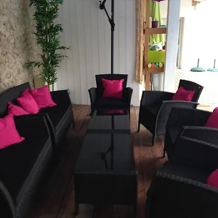 Le Petit Port Du Loiron 17 Charente Maritime * Angoulins-sur-Mer